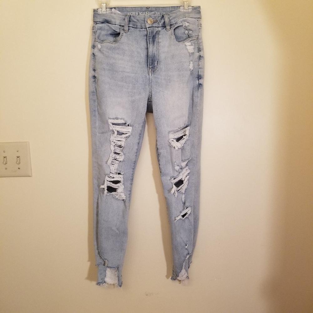 American Eagle Outfitters Distressed Blue Jeans